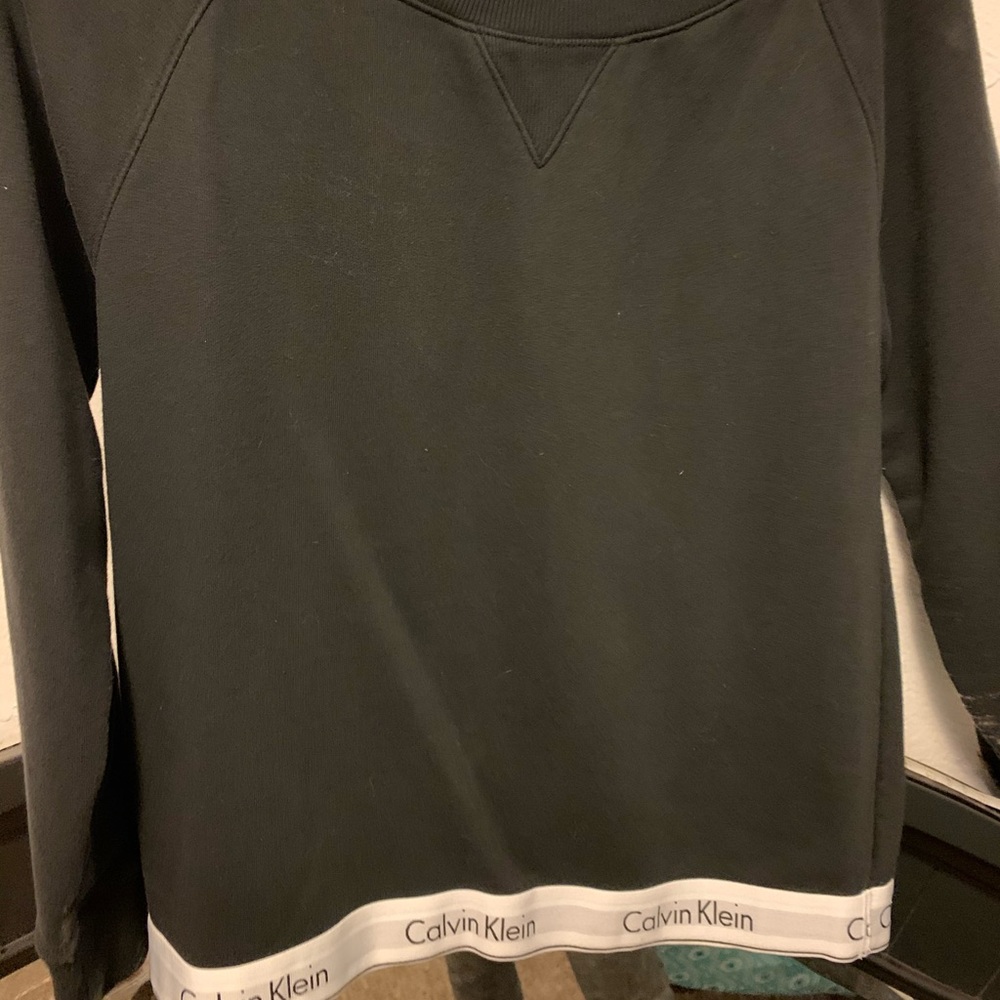 Calvin Klein sweatshirt